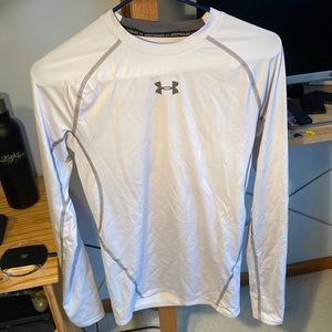 Under Armor HeatGear long sleeve shirt